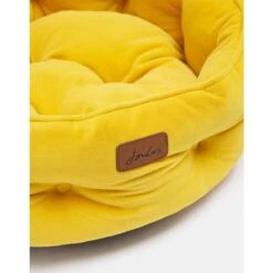 Joules Chesterfield Dog Bed - Yellow -Fuzzyard Shop I9637397 en 05